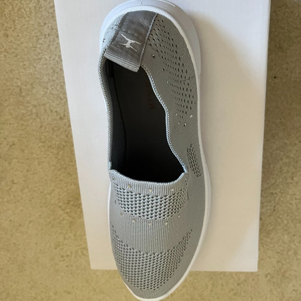 Danskin Stretch Gray Slip-Ons w/ Crystals - New - Picture 6 of 6